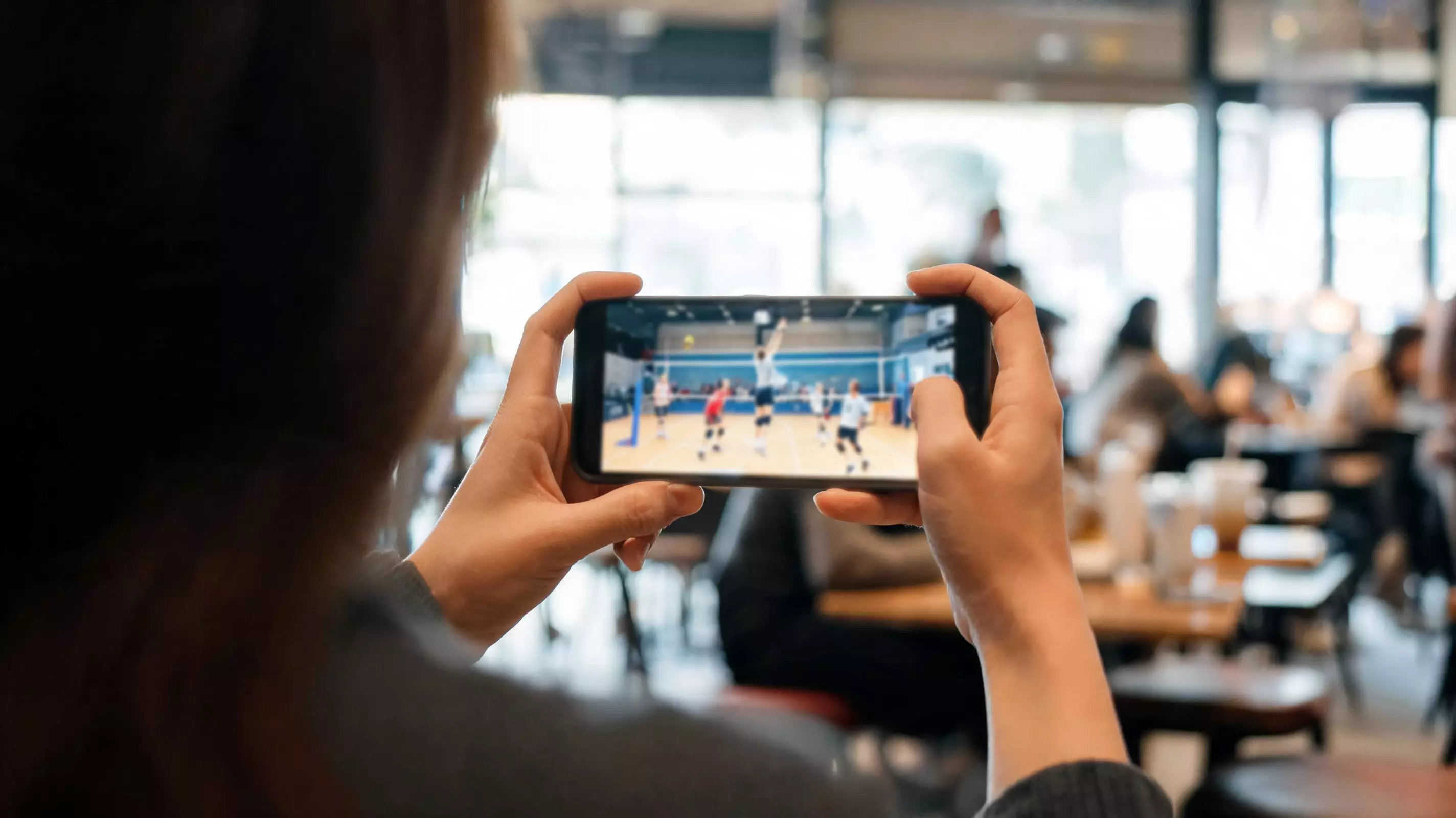 Streaming di una partita di pallavolo su un dispositivo mobile